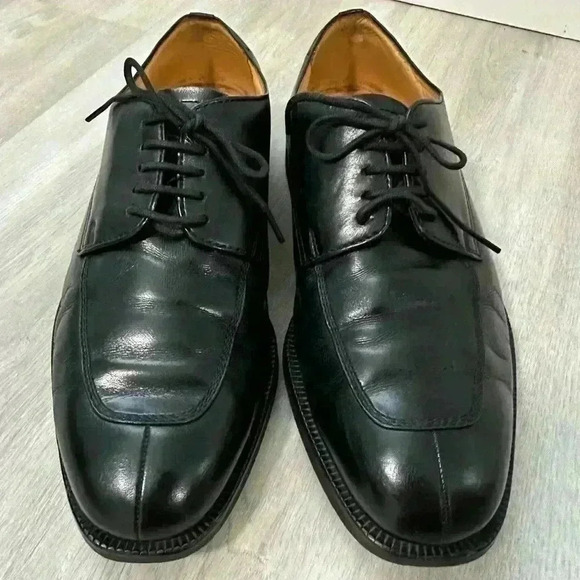 Vintage Burberry Oxford dress shoes for men size 6.5 main image 6